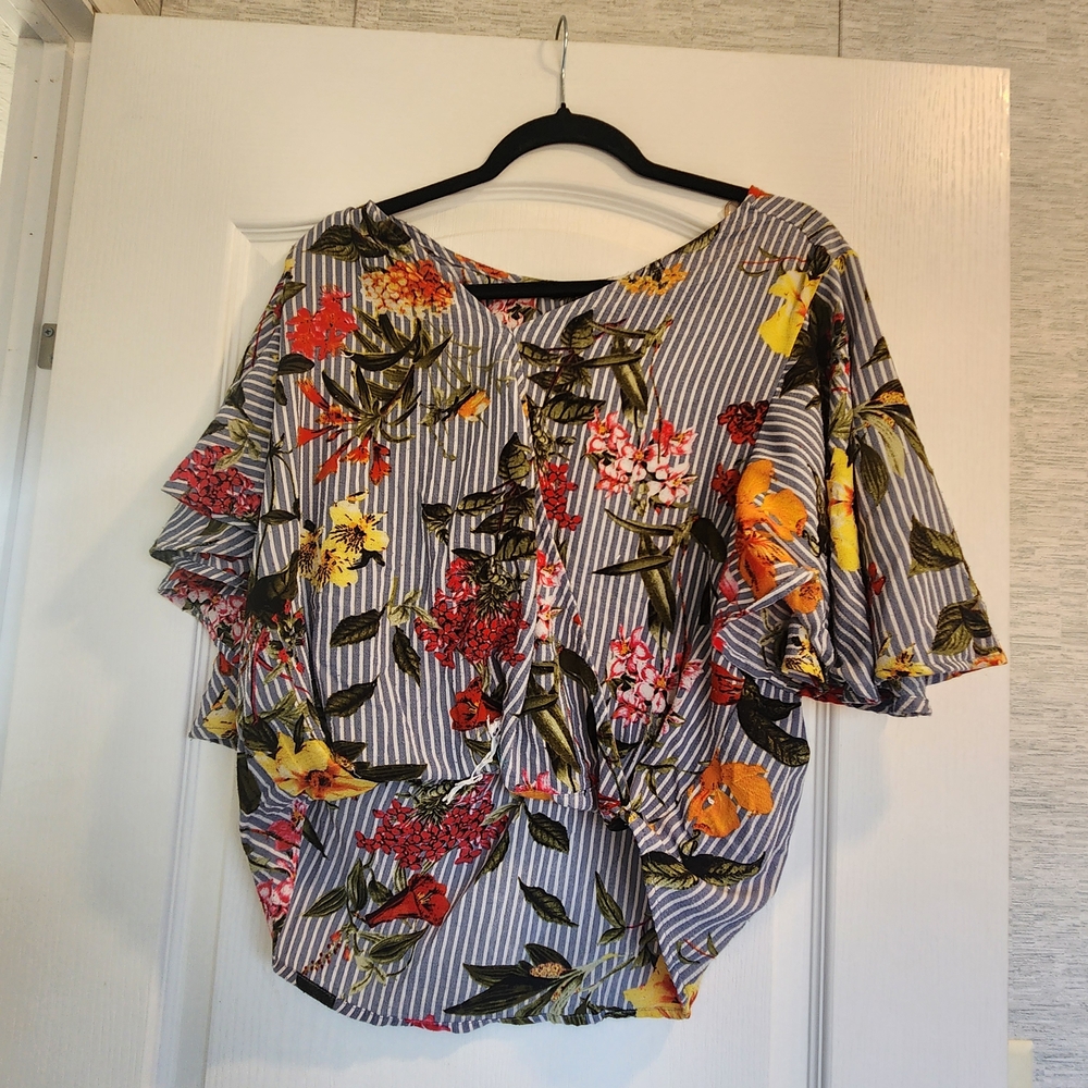 Umgee Multicolor Floral Striped Blouse Size S Euc